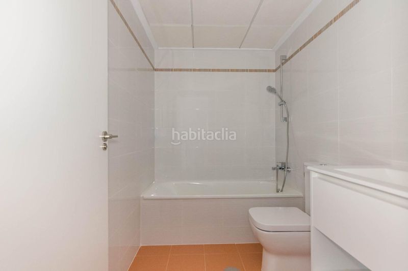 Foto af26a112-b981-426c-9d2c-afccb212fb9c. Pis amb calefacció aparcament a La Flota Murcia