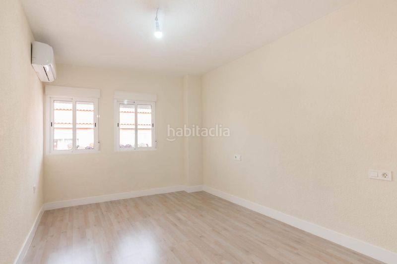 Foto b9d2507d-b644-4453-af45-d5f993bc3aad. Pis amb calefacció aparcament a Beniaján Murcia