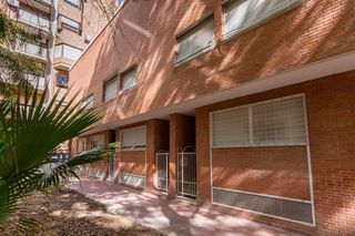 Affitto Casa a schiera  Plaza bohemia. Amplia vivienda de 4 dormitorios con terraza en santa maría de g