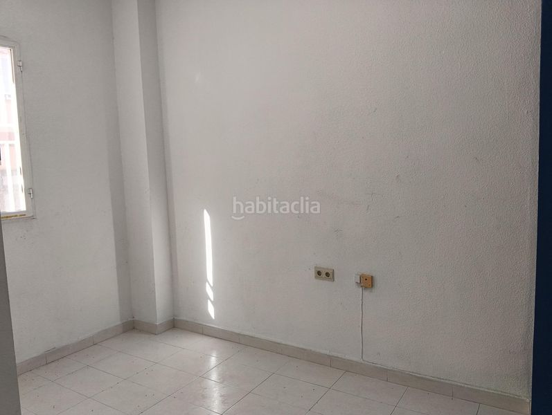 Foto cf8cd863-0a99-488c-94a3-57670e5ed455. Local comercial en calle de mahón 6 local en venta en Espinardo, apto para cambio de uso junto a la umu en Murcia