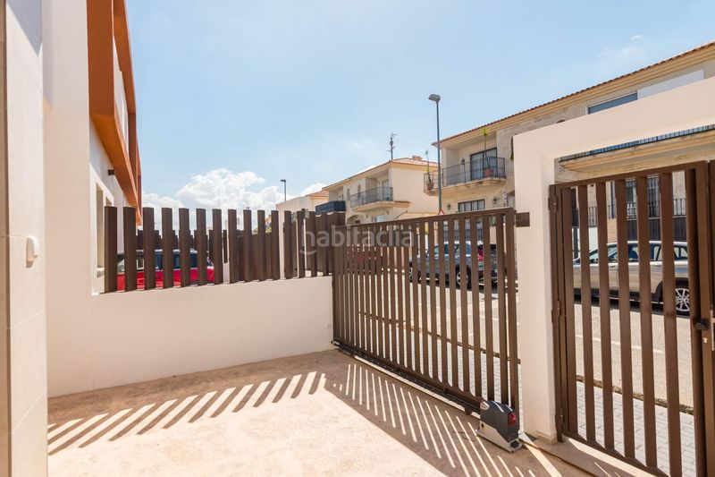 Foto 5ac9476f-1737-456f-b633-4535b96c2bf7. Casa adosada en calle sierra de las moreras 12 a estrenar en montepinar 3 dormitorios, piscina privada y garaje en Murcia