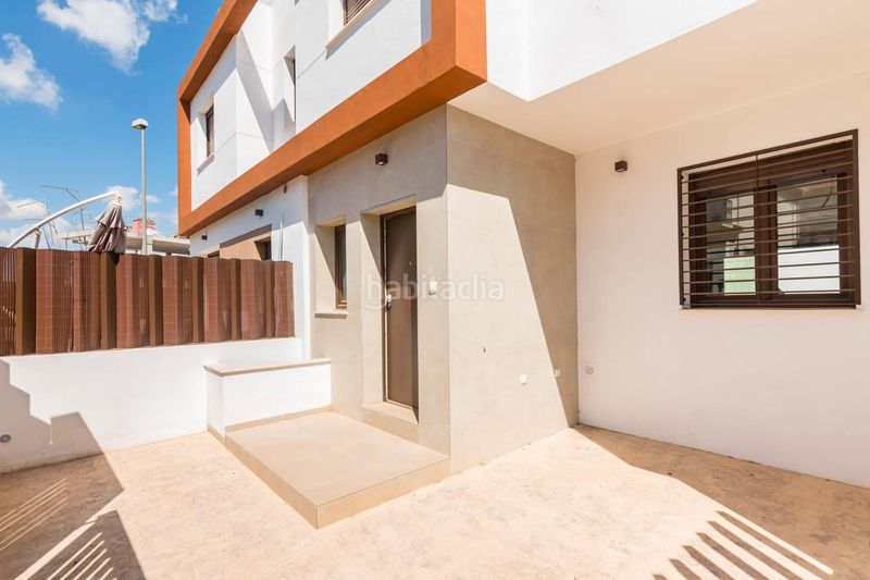Foto 9f62699d-0f04-42b8-9777-42918a36f18f. Casa adosada en calle sierra de las moreras 12 a estrenar en montepinar 3 dormitorios, piscina privada y garaje en Murcia