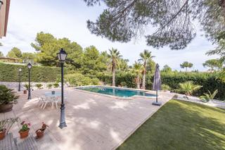 Casa  Calle el pino(romeral). Casa en parcela de 1625m en el pino, molina de segura