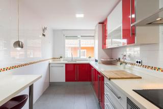 Lloguer Pis a Calle juan de la cierva 58. Bonito piso 2 habitaciones  y vestidor