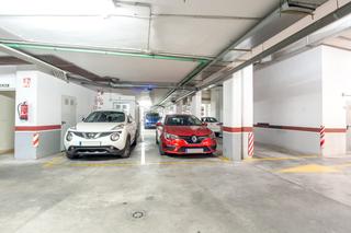 Parking voiture  Calle santa angela. Se vende plaza de garaje en juan de borbon próximo tranvía palme