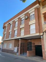 Pis  Calle hernan cortes. Piso de dos habitaciones y garaje en lo pagan