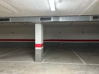 Aparcament cotxe a El Ranero. Plaza de garaje en el ranero