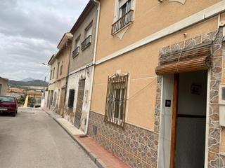 Casa  Calle san antonio- barinas. Encantadora casa para entrar a vivir con luminoso patio interior