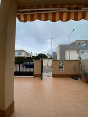 Zweistckige Wohnung en Treinta de julio 5. Duplex en torre de la horadada