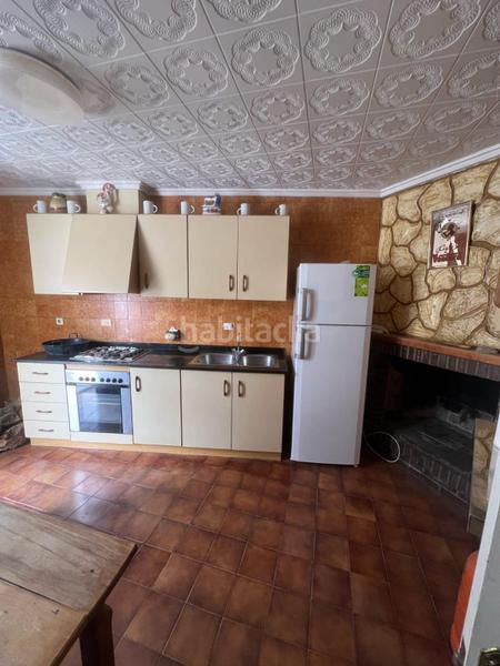 Foto d81b6c8d-aa77-43f7-b0b2-897a61f2d288. Casa a calle virgen del rosario a Abanilla