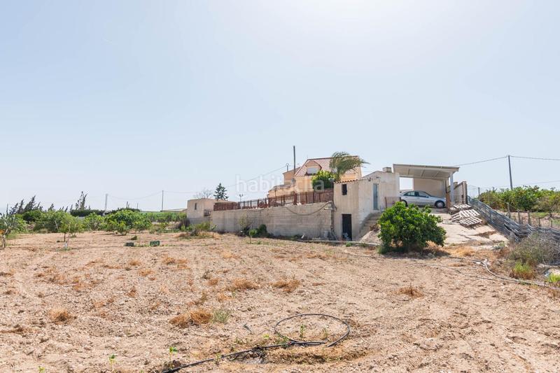 Foto f69d9027-945c-4359-9f9e-86dbd60ddc28. Masia amb calefacció aparcament piscina a Fortuna