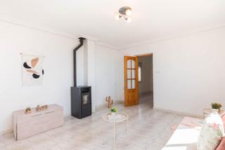 Haus en Calle caridad 90. Oportunidad nica! casa con garaje y terraza en molina de segura