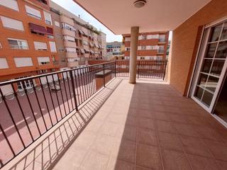 Appartement à Oria. Espectacular piso con terraza de 19 metros en san basilio