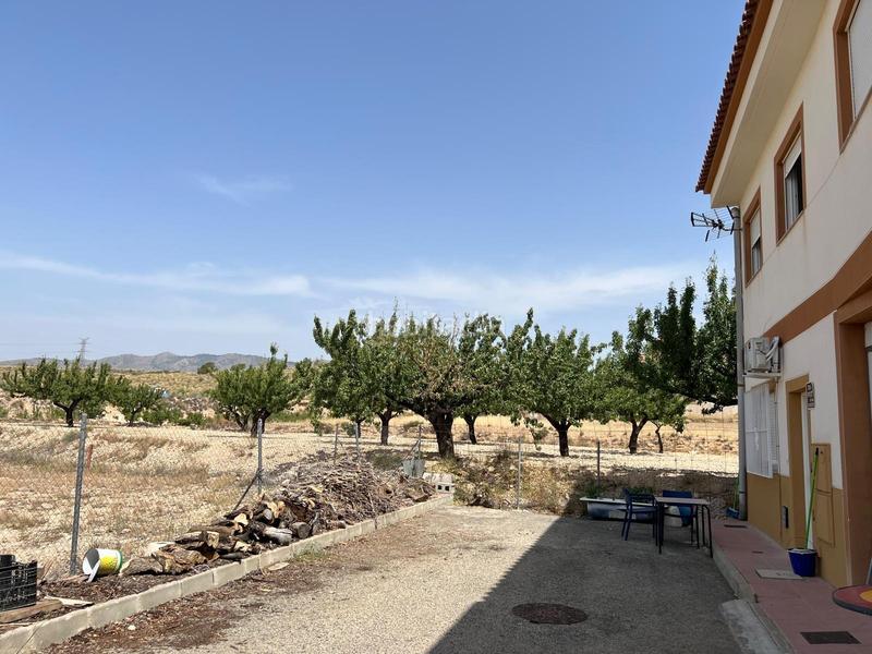 Foto 03a7da4f-526e-4ef1-a4ac-a1704a0f0650. Duplex with parking in Abanilla