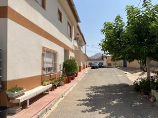 Dúplex  Calle fuente algarrobo-barinas. Vivienda pareada de obra nueva en barinas, abanilla.
