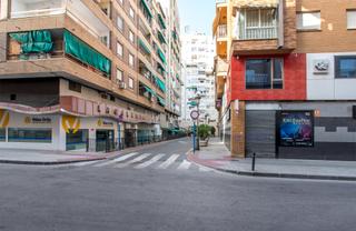 Aparcament cotxe a Paseo rosales 31. Plaza de garaje en el paseo rosales