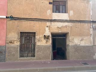 Casa  Calle mayor en era alta 21. Casa en venta  ideal para reformar o construir dos dúplex o tríp