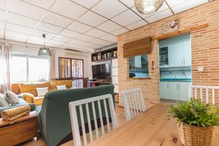 Zweistöckige Wohnung in Churra. Adosado en churra