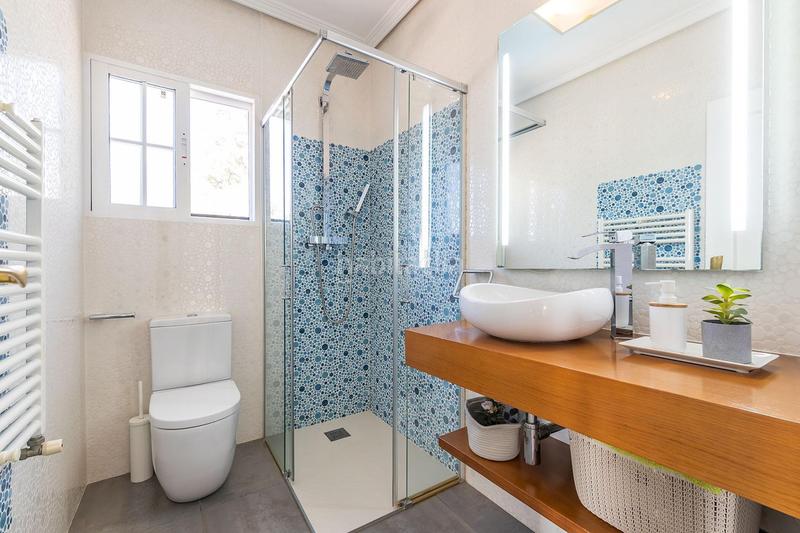 Foto 1ec44dcf-2eb3-44dc-8457-4497ceb61b9e. Xalet amb calefacció aparcament piscina a La Alcayna Molina de Segura