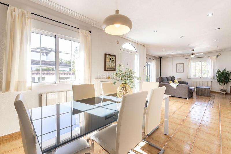 Foto 355127a4-3051-4b60-bcab-10345c876481. Xalet amb calefacció aparcament piscina a La Alcayna Molina de Segura