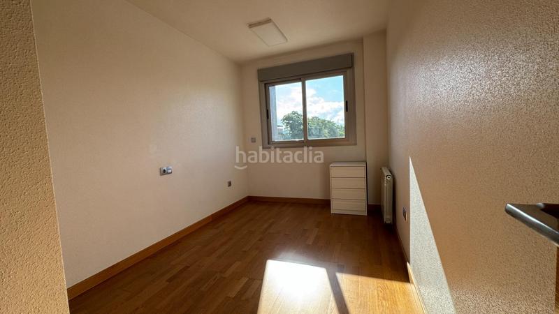 Foto d96b5328-aa34-4b87-ad99-3a2be0e57b8a. Rent flat with parking in Juan de Borbón Murcia