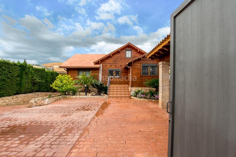 Foto 9f13b04a-03b3-44aa-9f31-8247e3a1f0ff. Xalet amb calefacció aparcament piscina a La Alcayna Molina de Segura