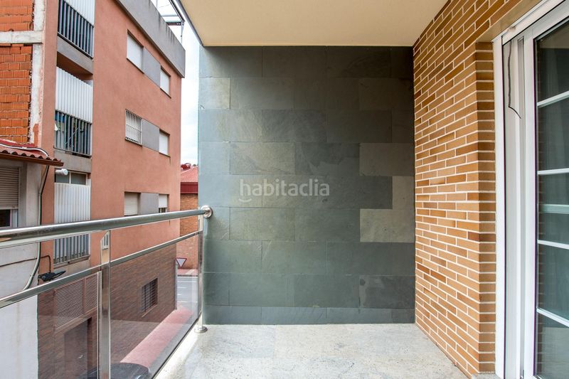 Foto aaf63027-df9e-45cc-8a1d-67ab082fa9bf. Pis amb aparcament a San Benito - Patiño Murcia