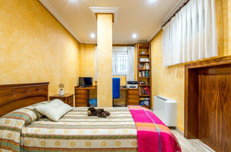 Foto 17c475ae-7ff7-4d37-9405-5ba7b28636c4. Xalet amb aparcament a Santo Angel Murcia