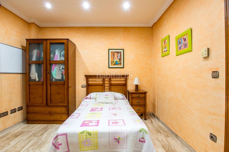 Foto 2b992ce1-1f4c-40b1-84ad-54a06c24a2e2. Xalet amb aparcament a Santo Angel Murcia