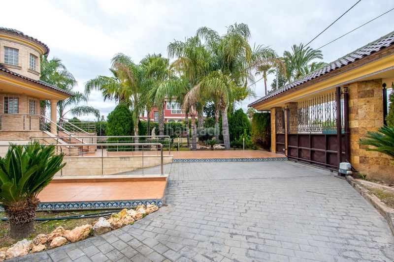 Foto 2cfcab64-c632-4fec-8fec-f27c22d72146. Xalet amb aparcament a Santo Angel Murcia