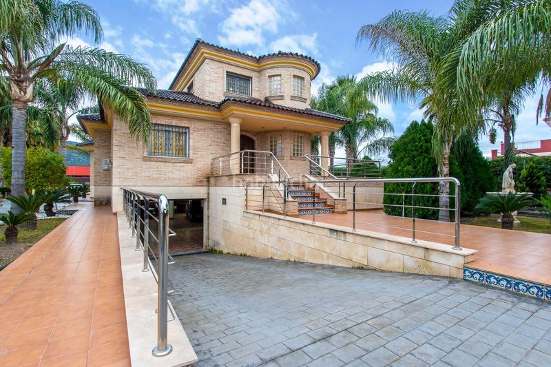 Foto 9a68608e-90f0-42e7-978d-271b7effdf48. Xalet amb aparcament a Santo Angel Murcia