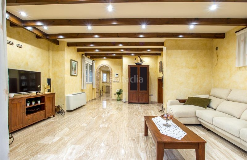 Foto be7dc373-2d3a-40bb-ab23-f6e54e4c9c0b. Xalet amb aparcament a Santo Angel Murcia