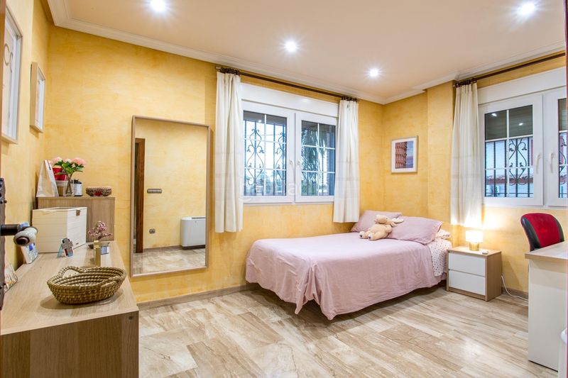 Foto eb05437f-498c-4073-b246-12b94813aba9. Xalet amb aparcament a Santo Angel Murcia