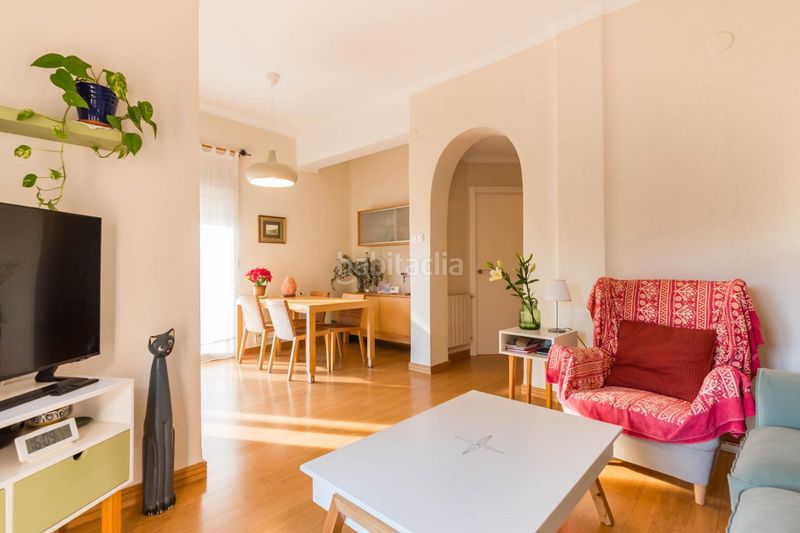 Piso  en  Calle intendente jorge palacios 8. Piso con terraza en esquina frente al río en vistabella. venta d