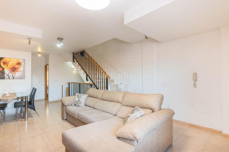 Foto 0609ebf3-84fe-4855-8014-02b72a4d4aa9. Dúplex amb aparcament a Lorquí