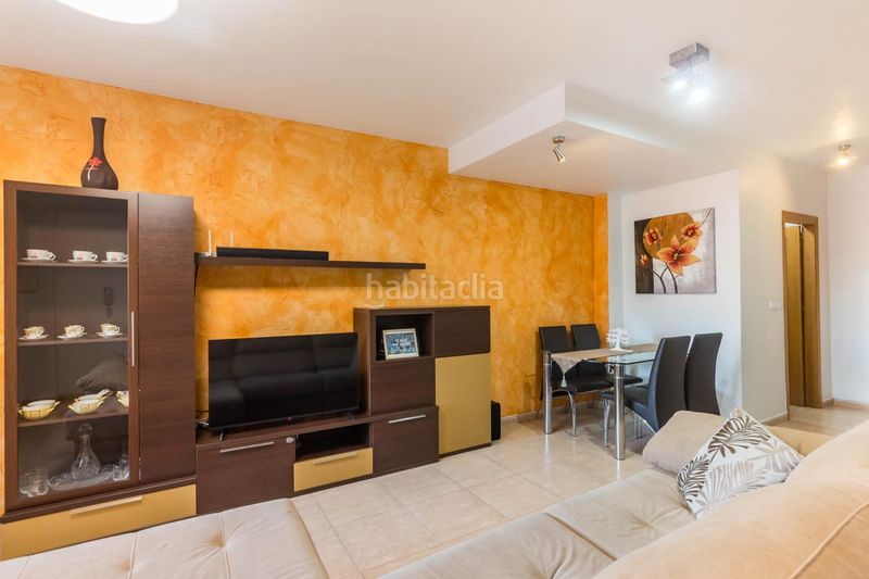 Foto 2648c928-6cd1-4ab8-b166-14a4cf020f0b. Dúplex amb aparcament a Lorquí