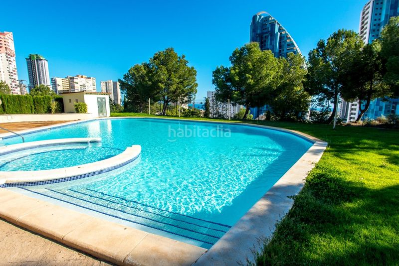 Foto 03d9ad6e-31b9-4072-ae63-9548a31f7833. Pis amb aparcament piscina a Via Parque Benidorm