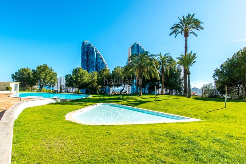 Foto 09537552-e4d0-4b1f-a167-36e497413db3. Pis amb aparcament piscina a Via Parque Benidorm