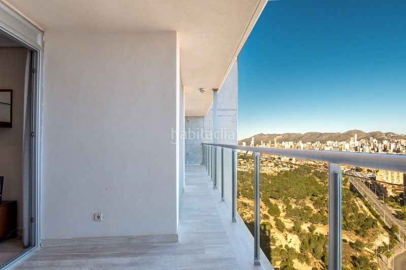 Foto 2349034f-b7ee-4151-9f6d-8afa10300e19. Flat with parking pool in Via Parque Benidorm