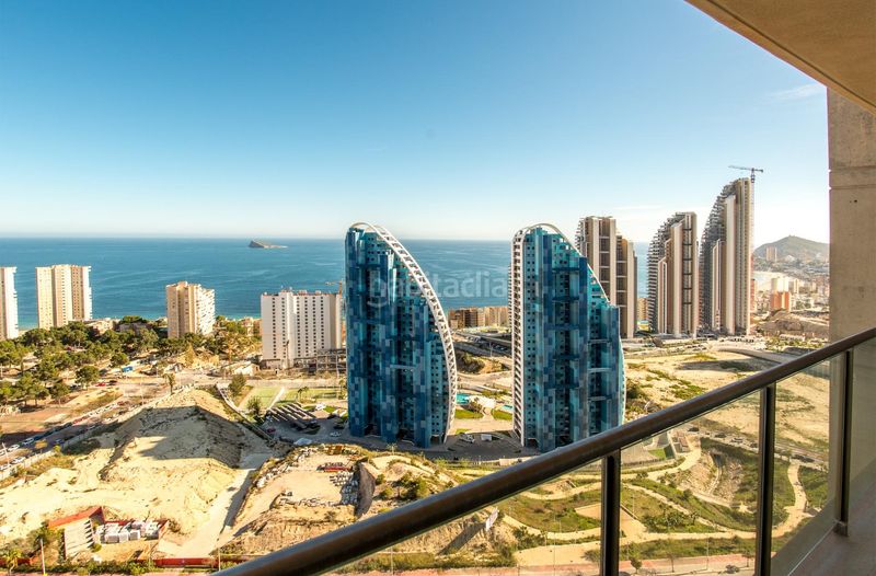 Foto 4e173528-ec2a-4d71-bd9b-0180fd7bccff. Pis amb aparcament piscina a Via Parque Benidorm