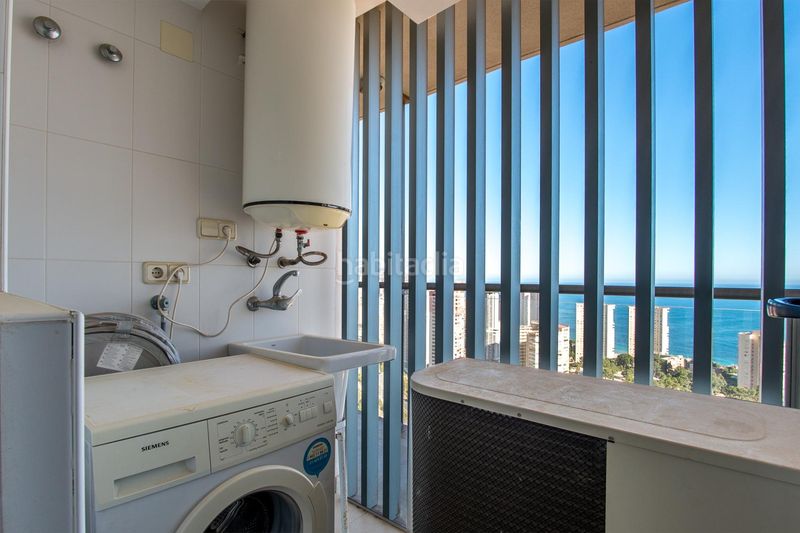 Foto 5ff7e76d-d053-4fad-8838-e0b970f88704. Pis amb aparcament piscina a Via Parque Benidorm