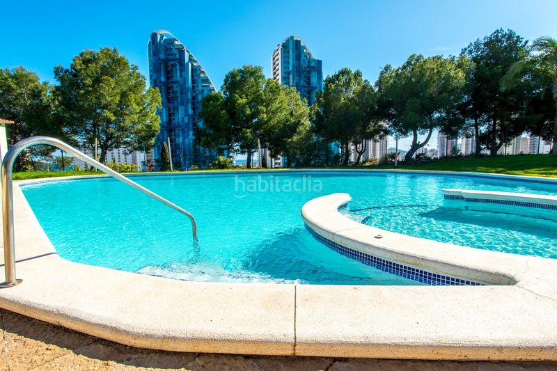 Foto c4b1e8ec-ce83-4eff-b0af-f2267c1a4f8e. Pis amb aparcament piscina a Via Parque Benidorm