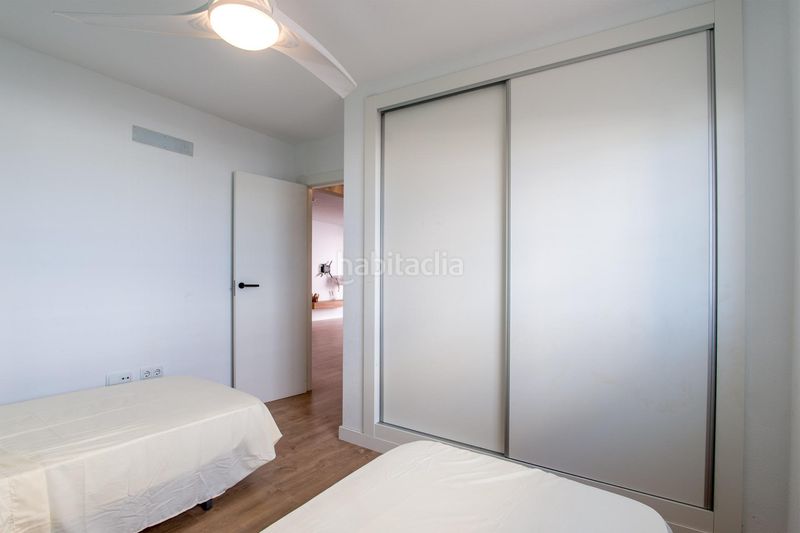 Foto b43aa875-2b77-48a0-9c25-d855327bd8c9. Pis amb aparcament piscina a Torre de la Horadada Pilar de la Horadada