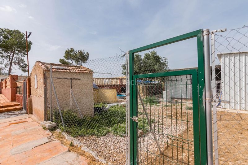 Foto c96d4daa-b0b7-451e-96d7-3241a895c2de. Casa in urbanizacion de periquitos sur 7 in Fortuna
