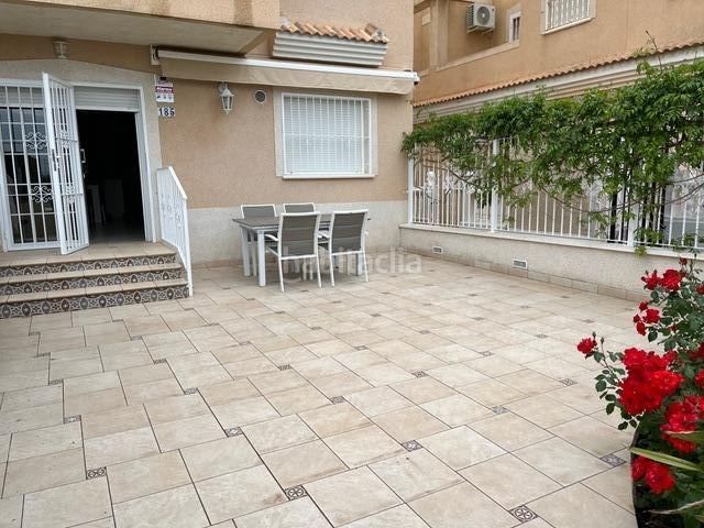 Foto a128f378-6f96-4493-9092-2b874fd5665b. Planta baixa amb piscina a Centro Alcázares (Los)