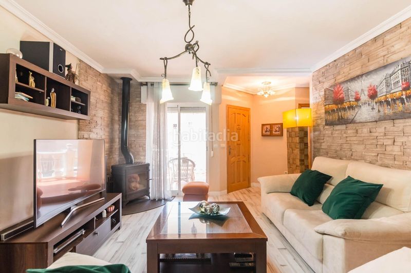 Foto ae56449f-91d2-4b78-adae-6e91b2fb21fa. Duplex avec parking piscine dans Ceutí