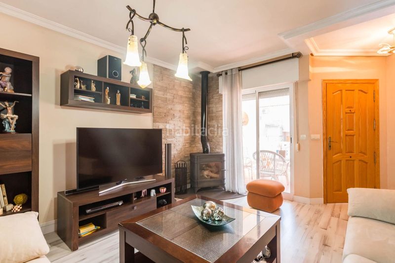 Foto d1b9c58c-d11e-4aa9-8c3e-05433e92a223. Duplex avec parking piscine dans Ceutí