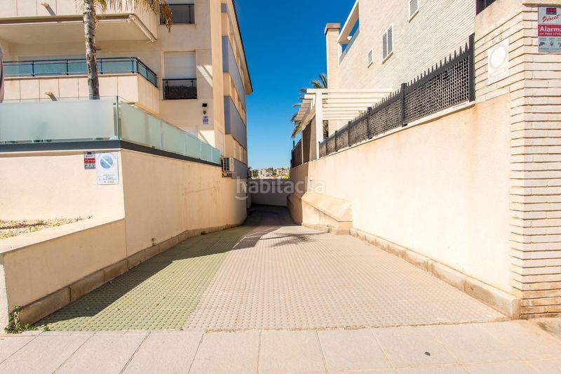 Foto 99d3296e-8577-4903-a37b-aa88092289d9. Àtic amb calefacció aparcament piscina a Mil Palmeras Pilar de la Horadada