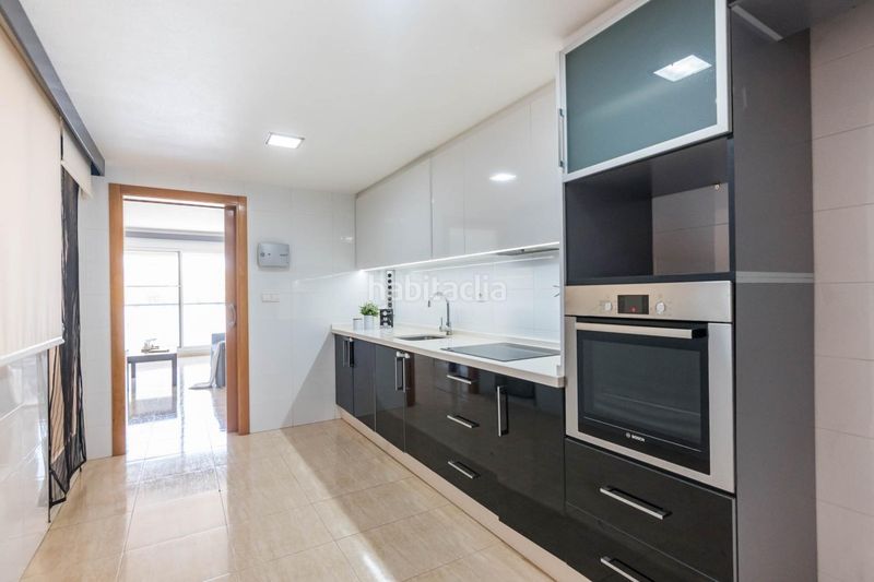 Foto 8288ab23-b956-422b-ac36-713d95672335. Piso  en ceuti en Ceutí