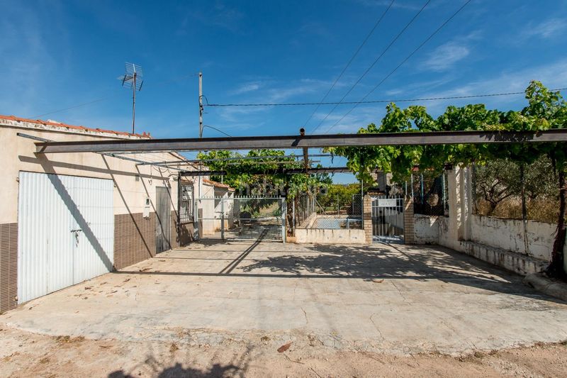 Foto 03f45d93-8249-463a-896e-a8e939d15562. Casa con piscina in Cehegín